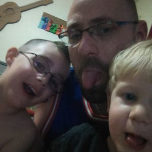 Meet your Posher, Derek